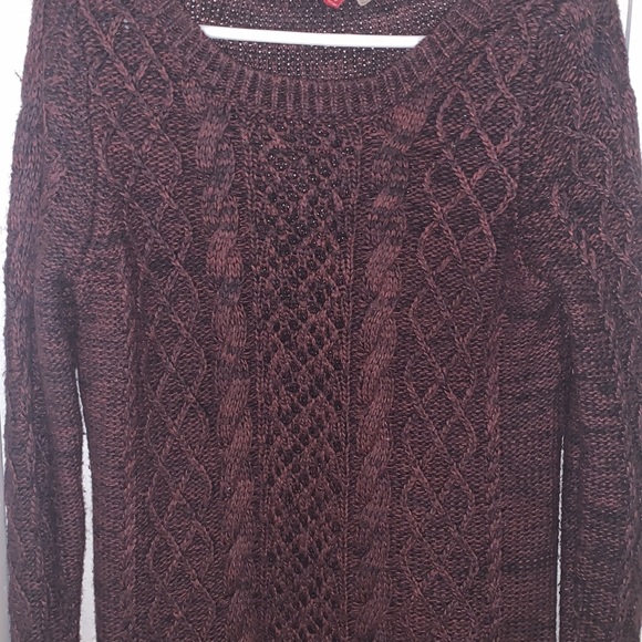 Sweater - Picture 2 of 6